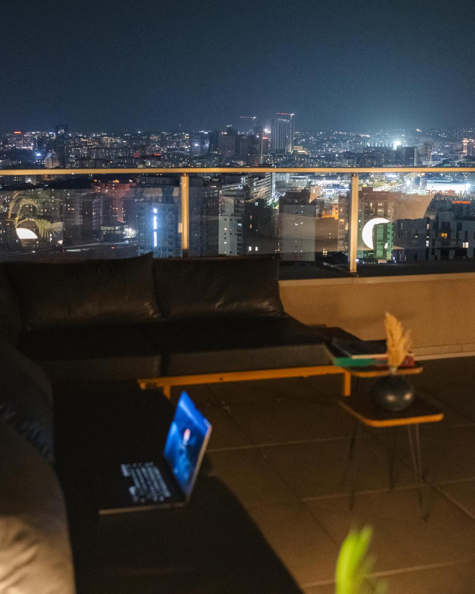 Etern Apart Hotel Приштина Екстер'єр фото