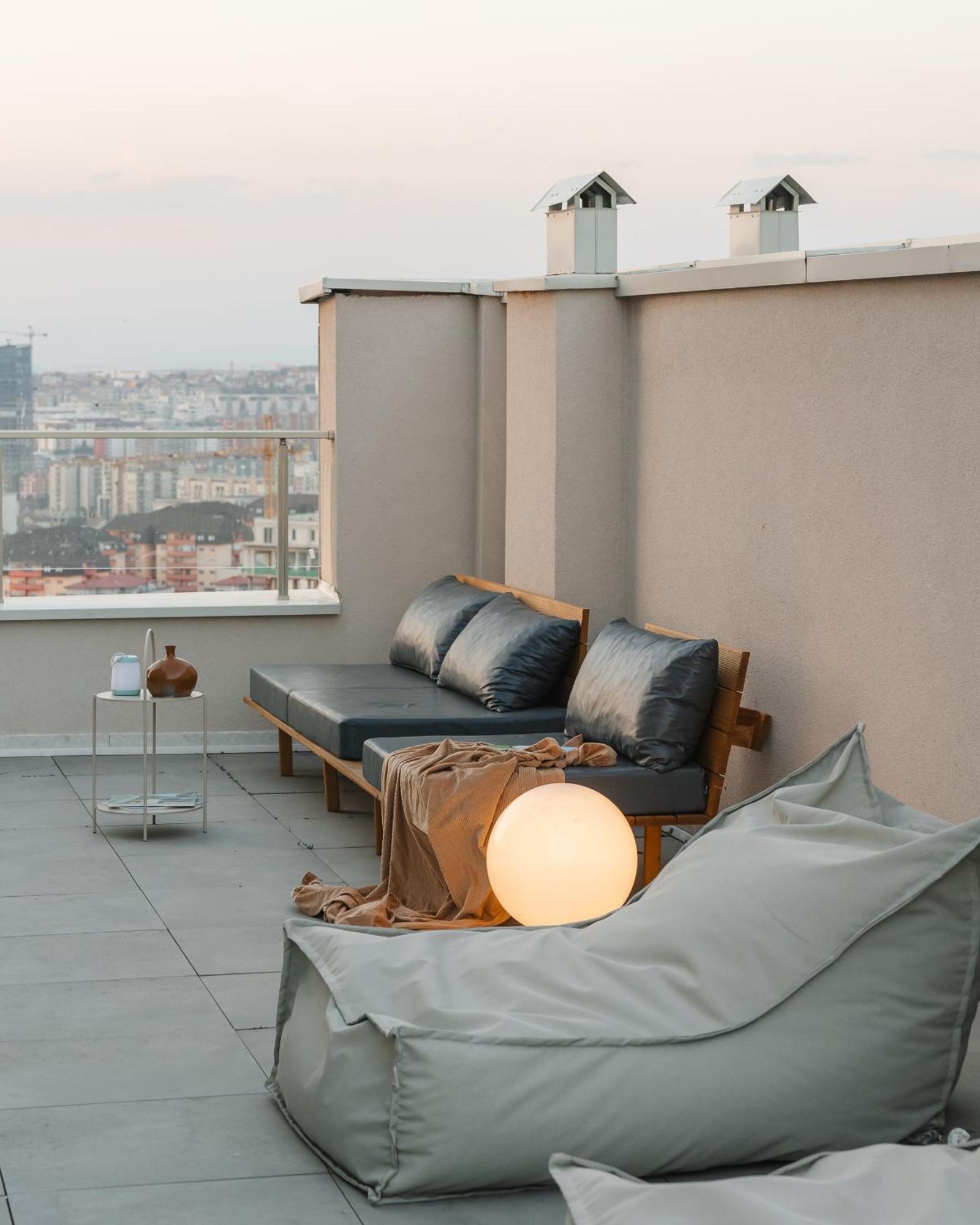 Etern Apart Hotel Приштина Екстер'єр фото