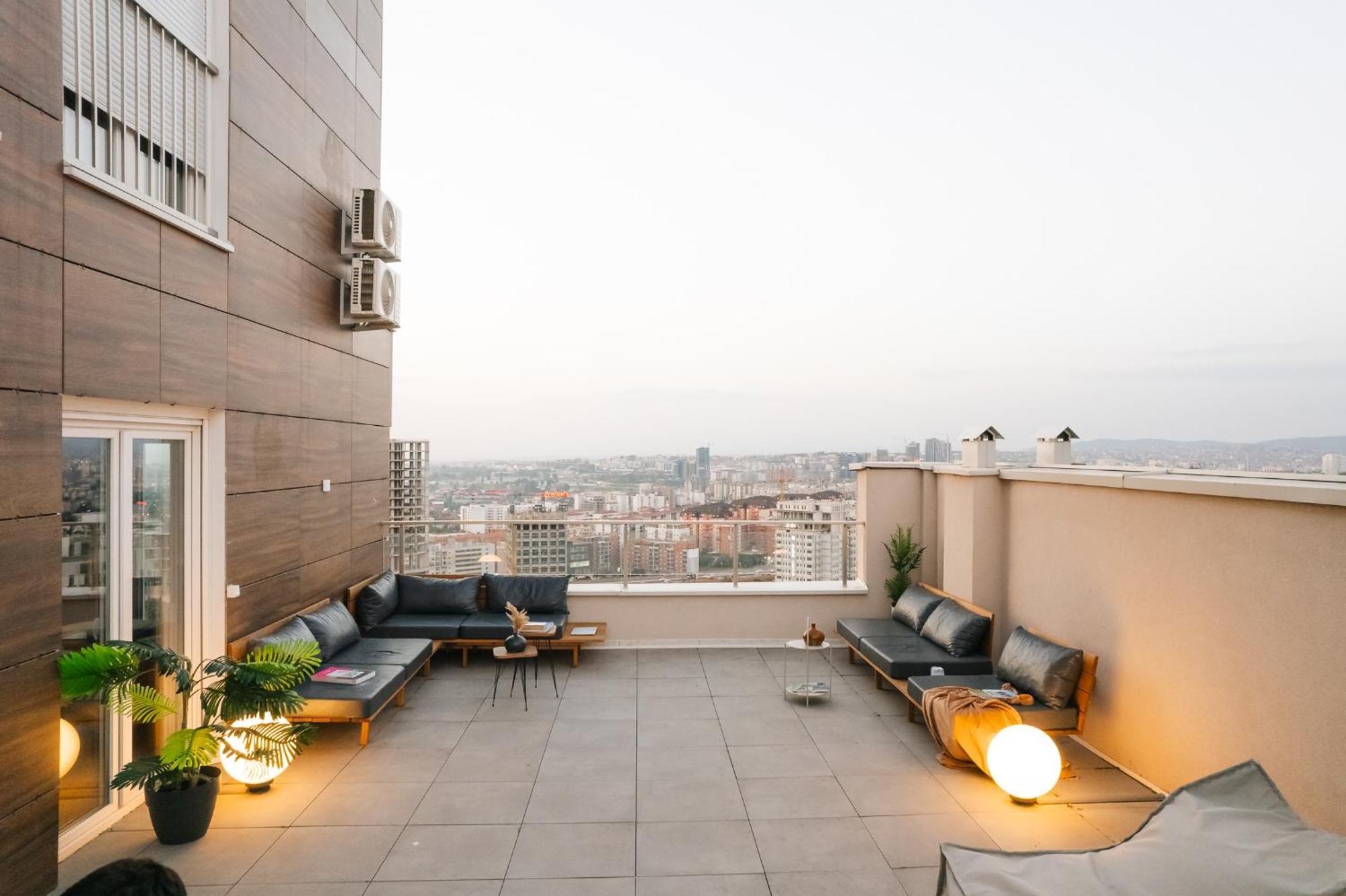 Etern Apart Hotel Приштина Екстер'єр фото